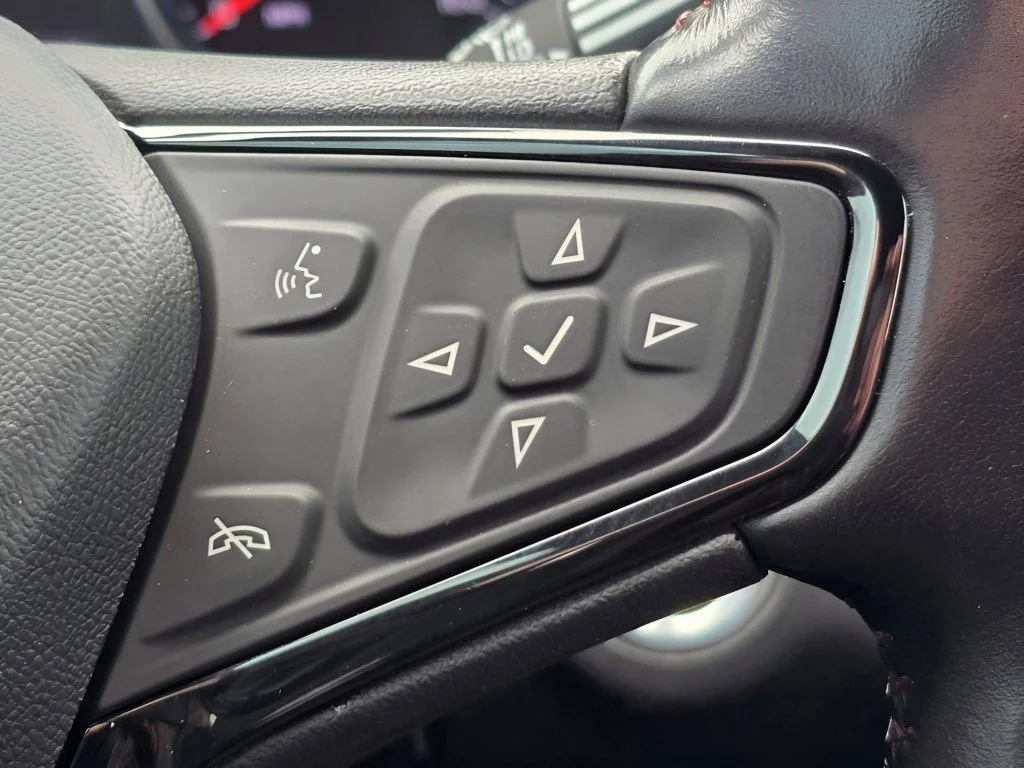 Used 2022 Mosaic Black Metallic Chevrolet RS image 13