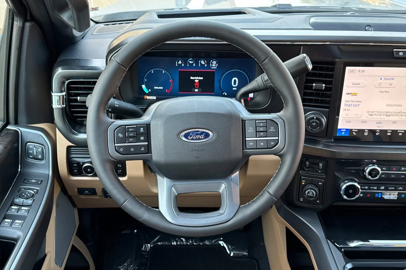 New 2026 Glacier Gray Metallic Tri-Coat Ford F-250® Lariat® image 17