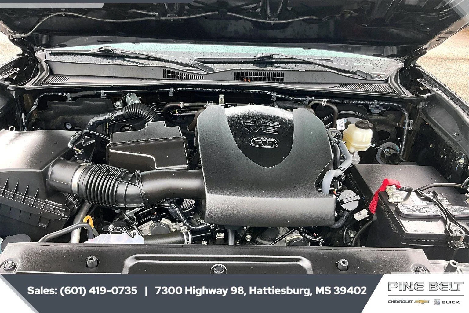 Used 2023 Black toyota SR image 9