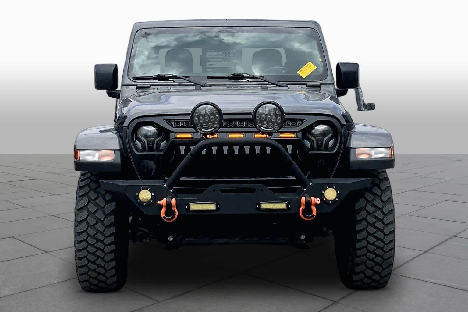 Pre-Owned 2021 Jeep Gladiator Willys
