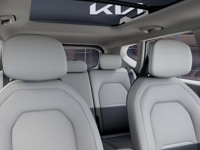 New 2027 Snow White Pearl Kia EX image 27