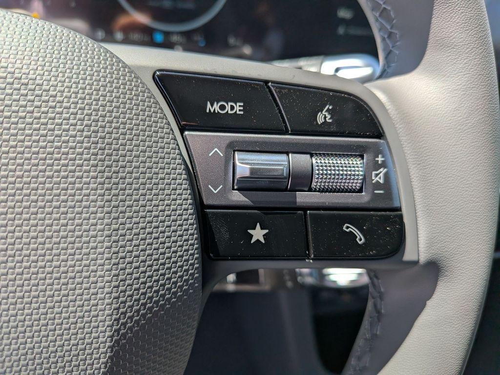New 2026 White Hyundai SEL image 19