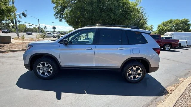 Used 2023 Silver Honda TrailSport image 7