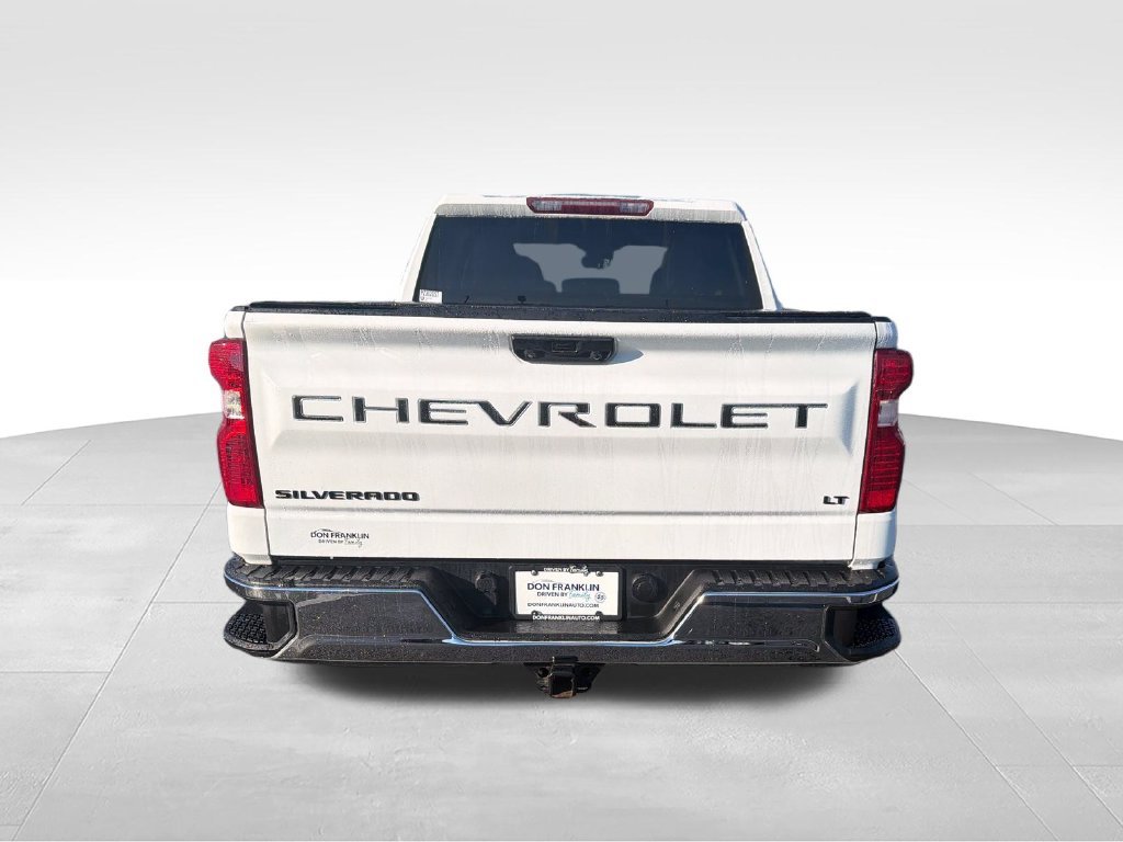 Used 2023 White Chevrolet LT image 5
