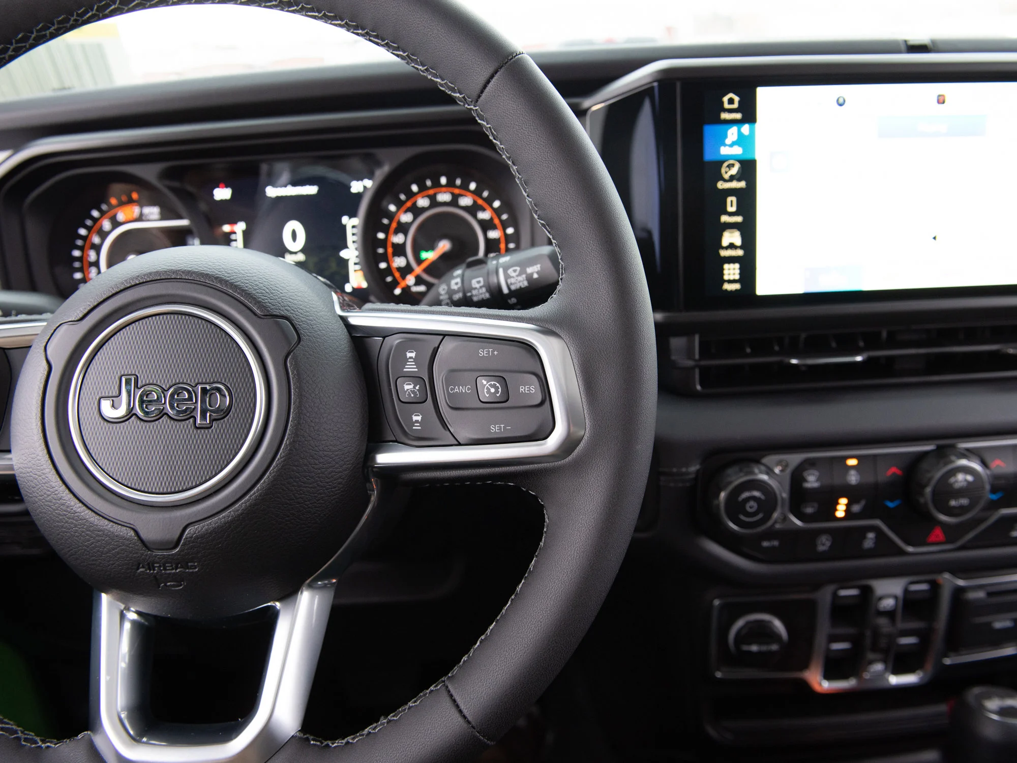 New 2026 mojito Jeep Sahara* 4 Door 4x4, Side Steps, Remote Start, Heated Seats image 13