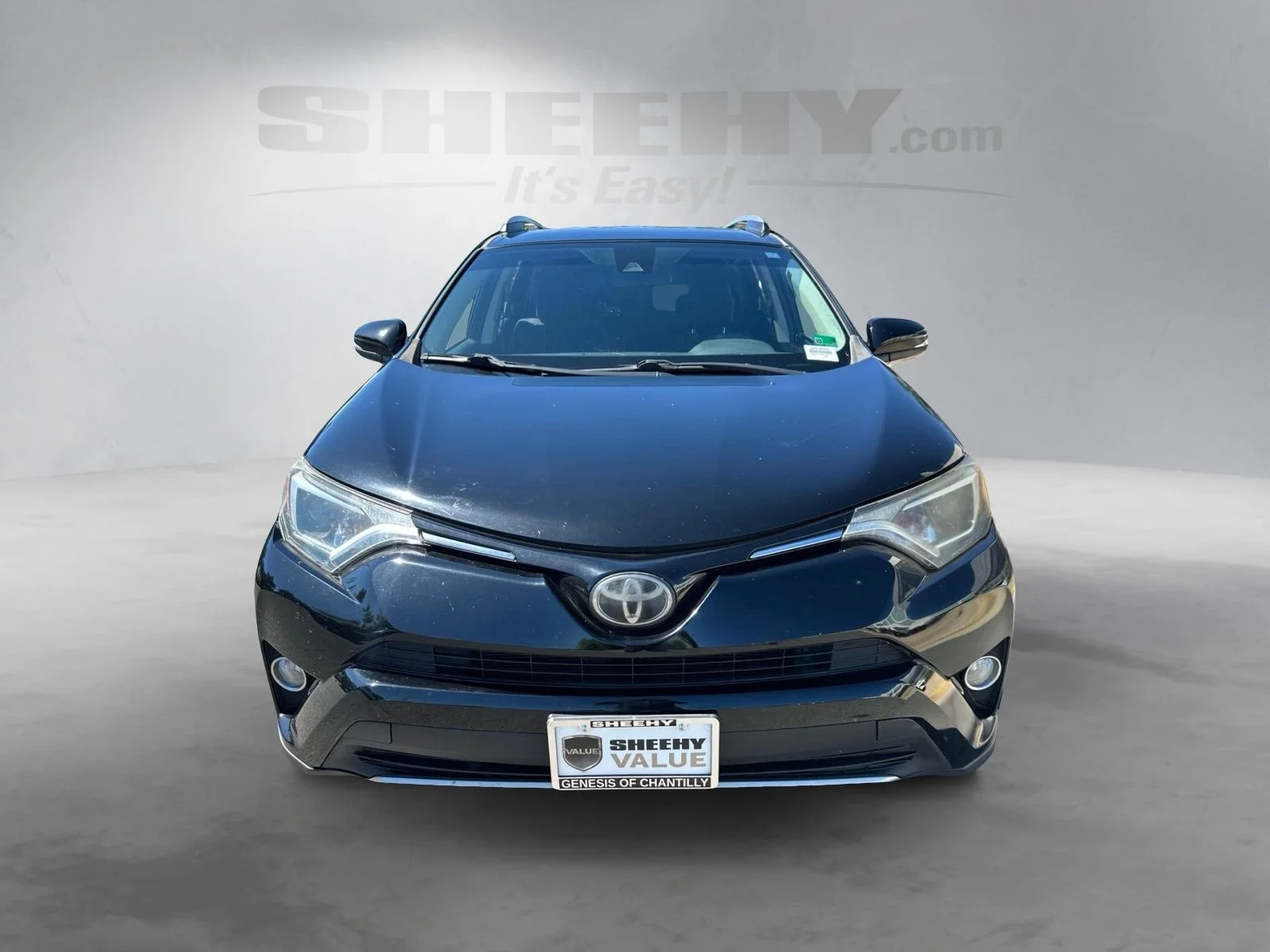 Used 2017 Black Toyota XLE image 18