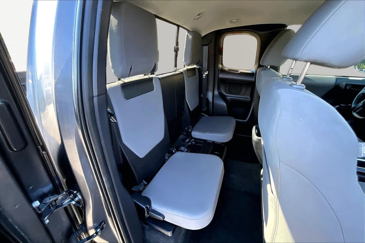 Used 2019 Magnetic Gray Metallic Toyota SR image 19