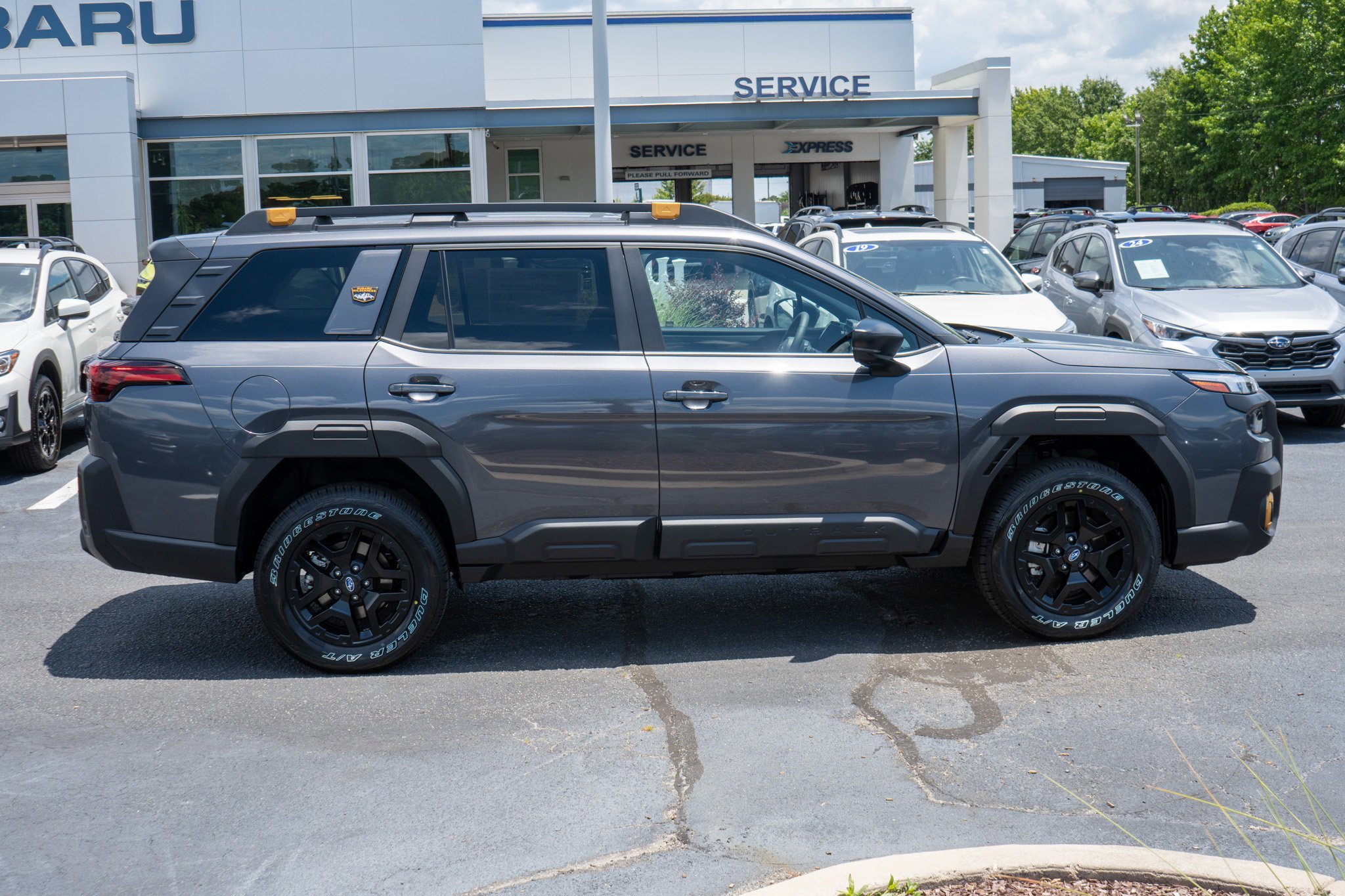 New 2026 MAGNETITE GRAY METALLIC Subaru Wilderness image 2