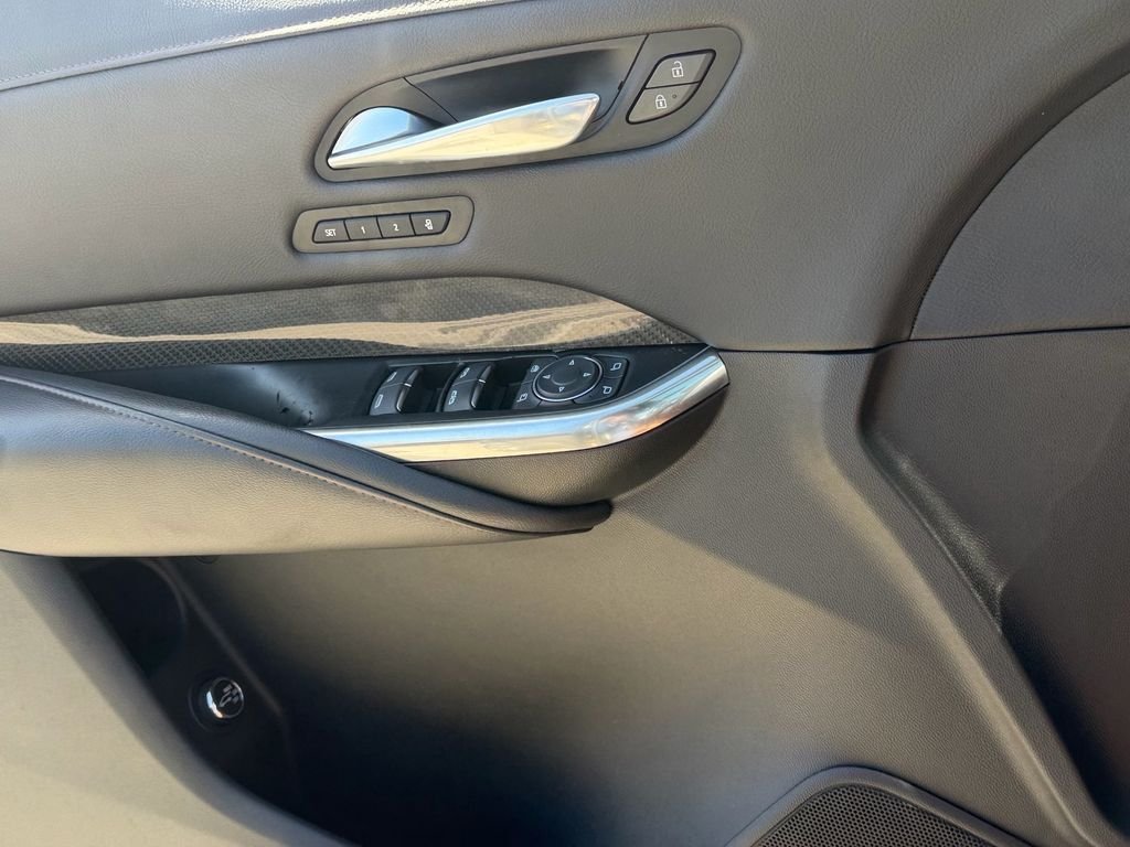 Used 2019 Gray Cadillac Sport image 28