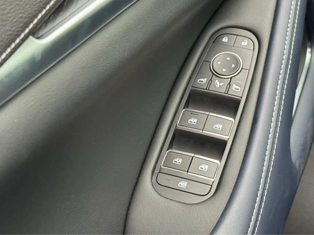 Certified Used 2026 Mineral Black INFINITI SPORT image 14