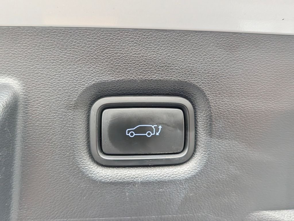 2024 Hyundai IONIQ 5 SEL - Photo 11