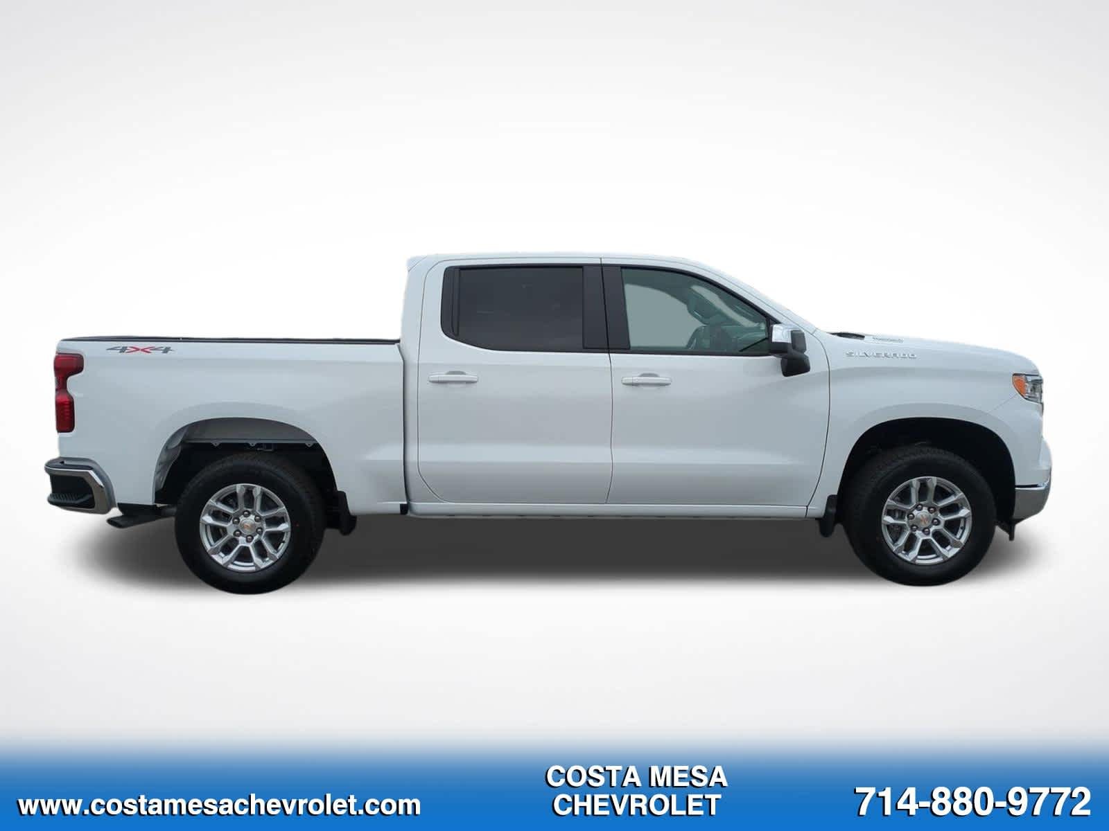 New 2026 Summit White Chevrolet LT (2FL) image 4