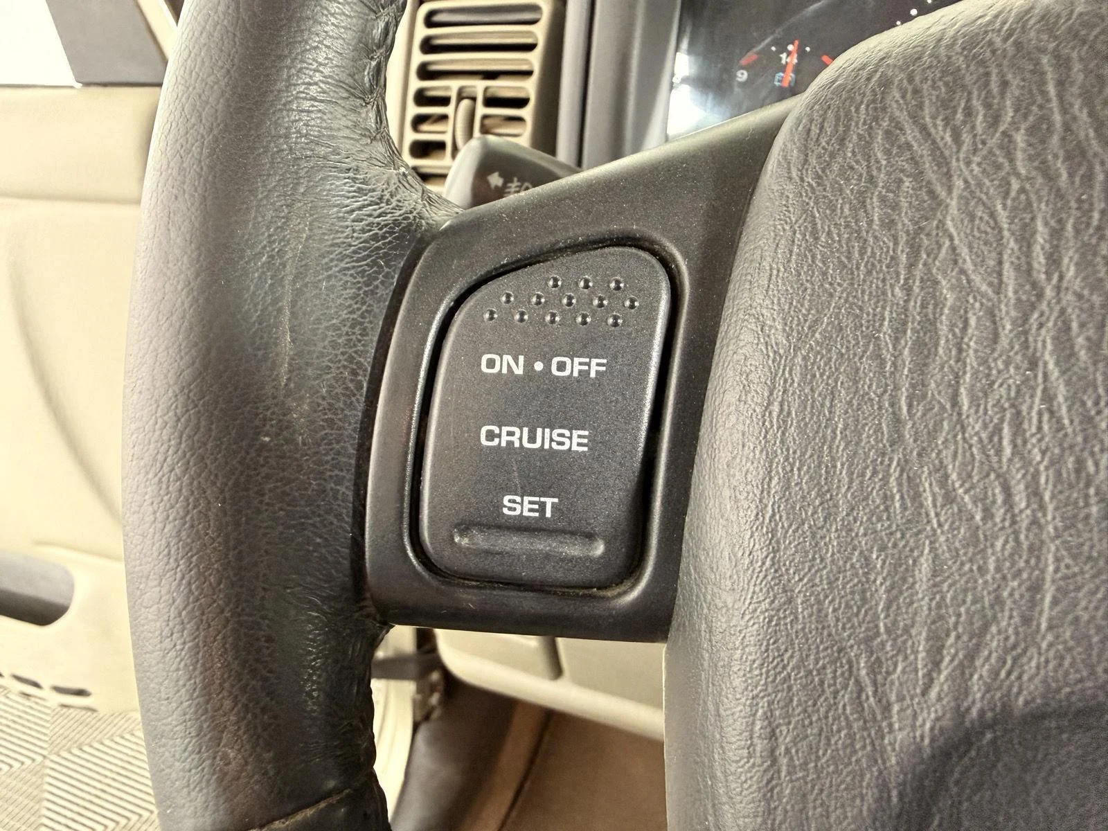 Used 2006 Light Khaki Metallic Jeep Rubicon image 22