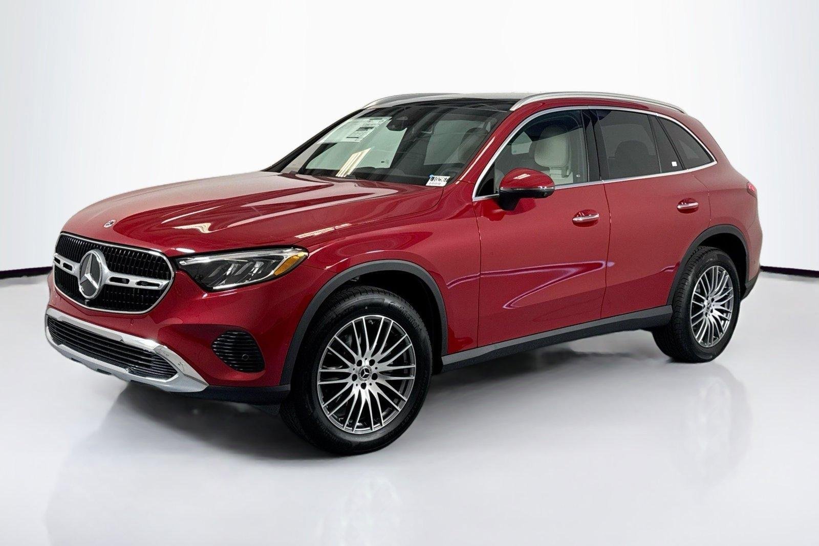 New 2026 Manufaktur Patagonia Red Metallic Mercedes-Benz GLC 300 image 1
