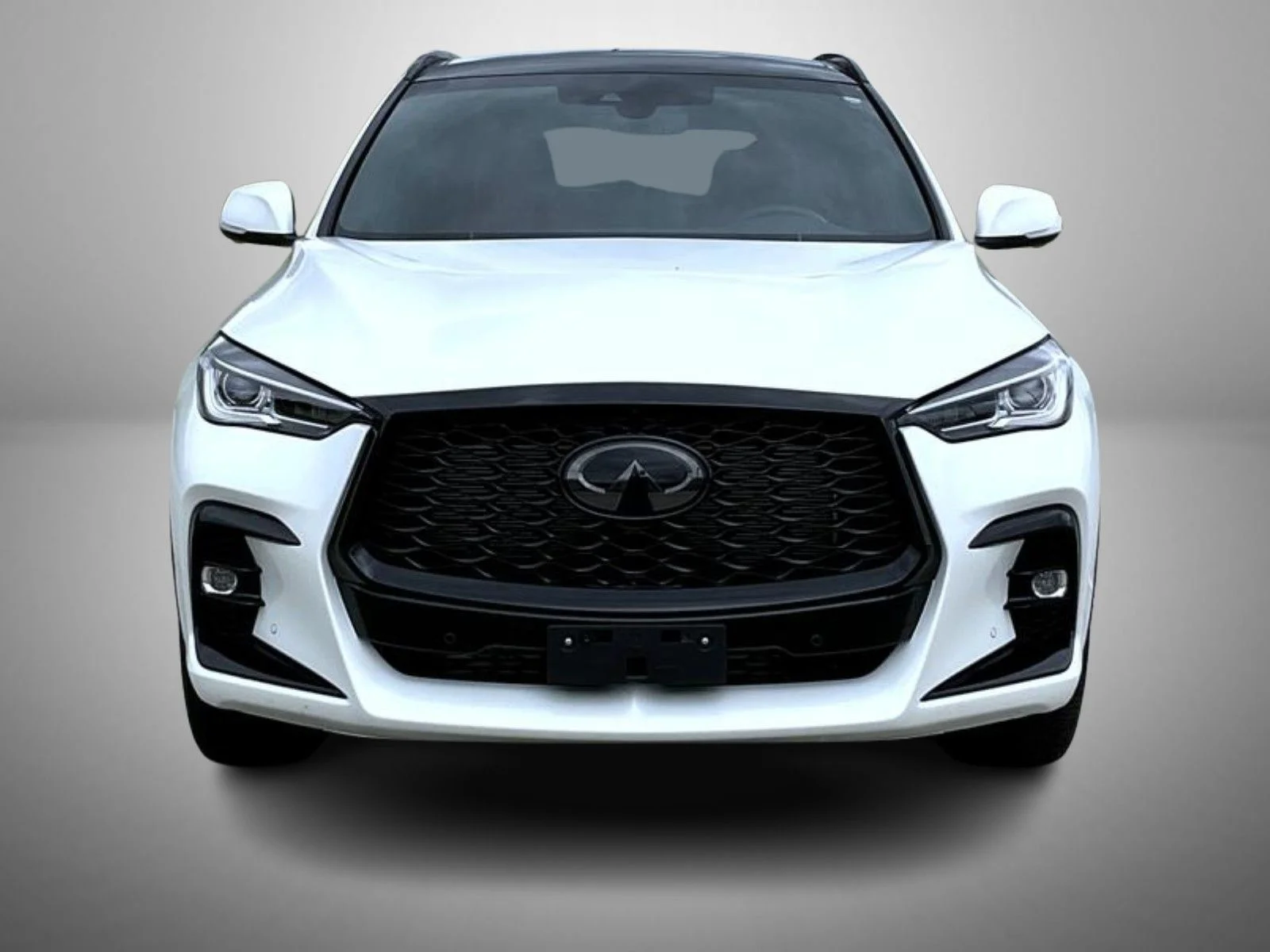 Used 2025 White INFINITI SPORT image 2