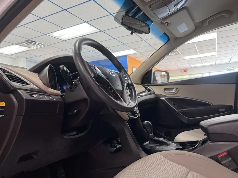 Used 2017 White Hyundai 2.4 Base image 18