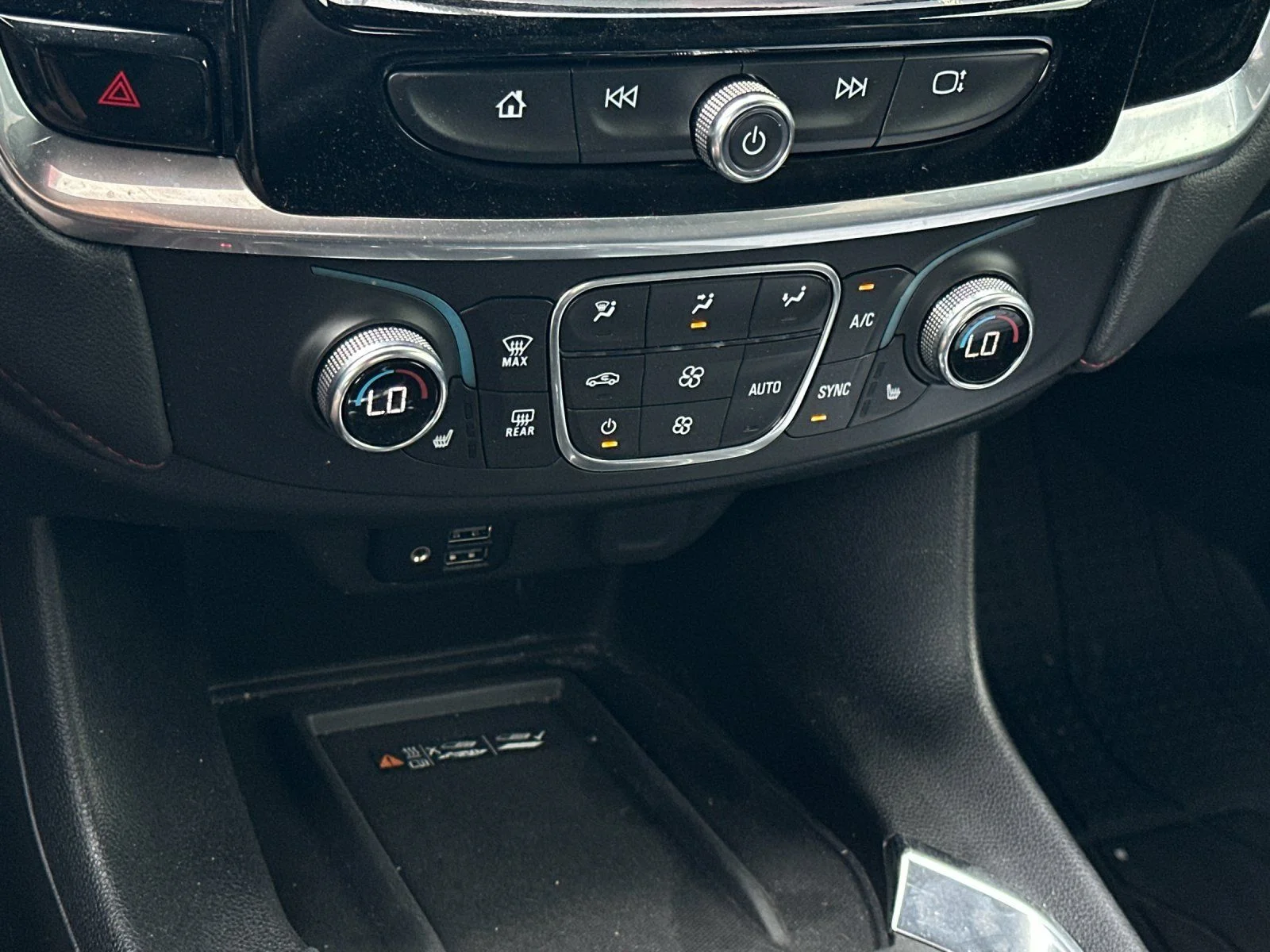 Used 2023 Summit White Chevrolet RS image 20