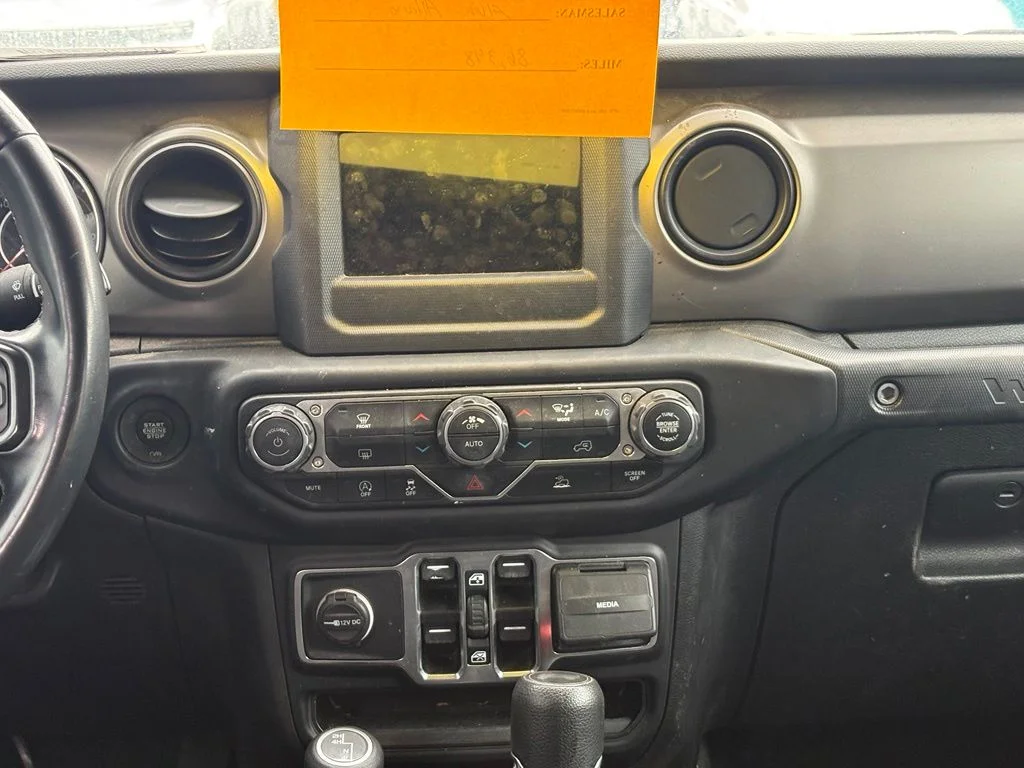 Used 2021 White Jeep Unlimited Sport S image 12
