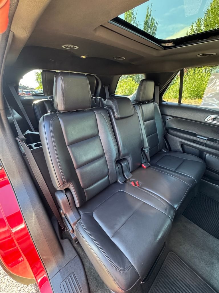 Used 2014 Ruby Red Metallic Ford XLT image 27