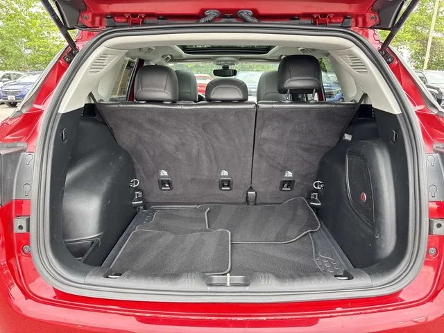 Used 2019 Red Jeep High Altitude image 29