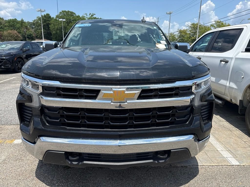 Used 2023 Black Chevrolet LT image 6