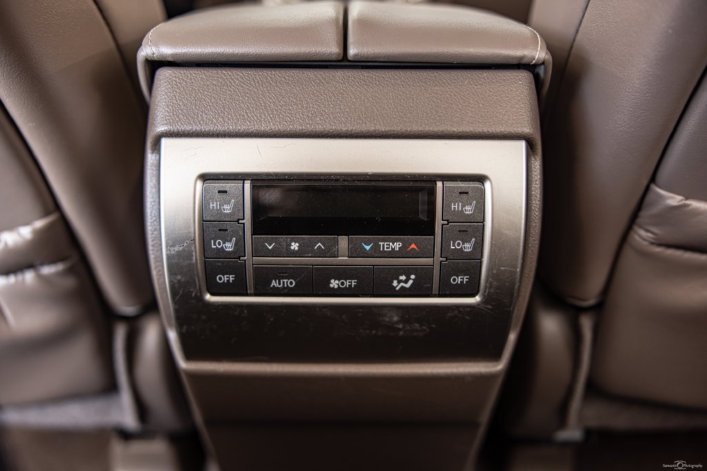 Used 2018 Red Lexus 460 image 34