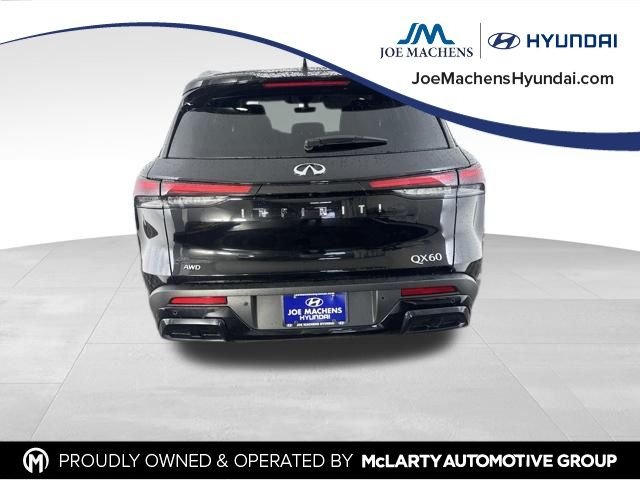 Used 2025 Black INFINITI LUXE image 6