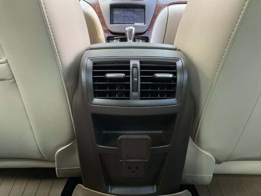Used 2012 White Buick Premium I image 24