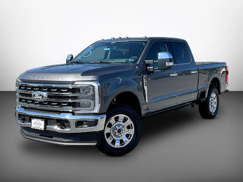 New 2027 Carbonized Gray Metallic Ford F-250® Lariat® image 2