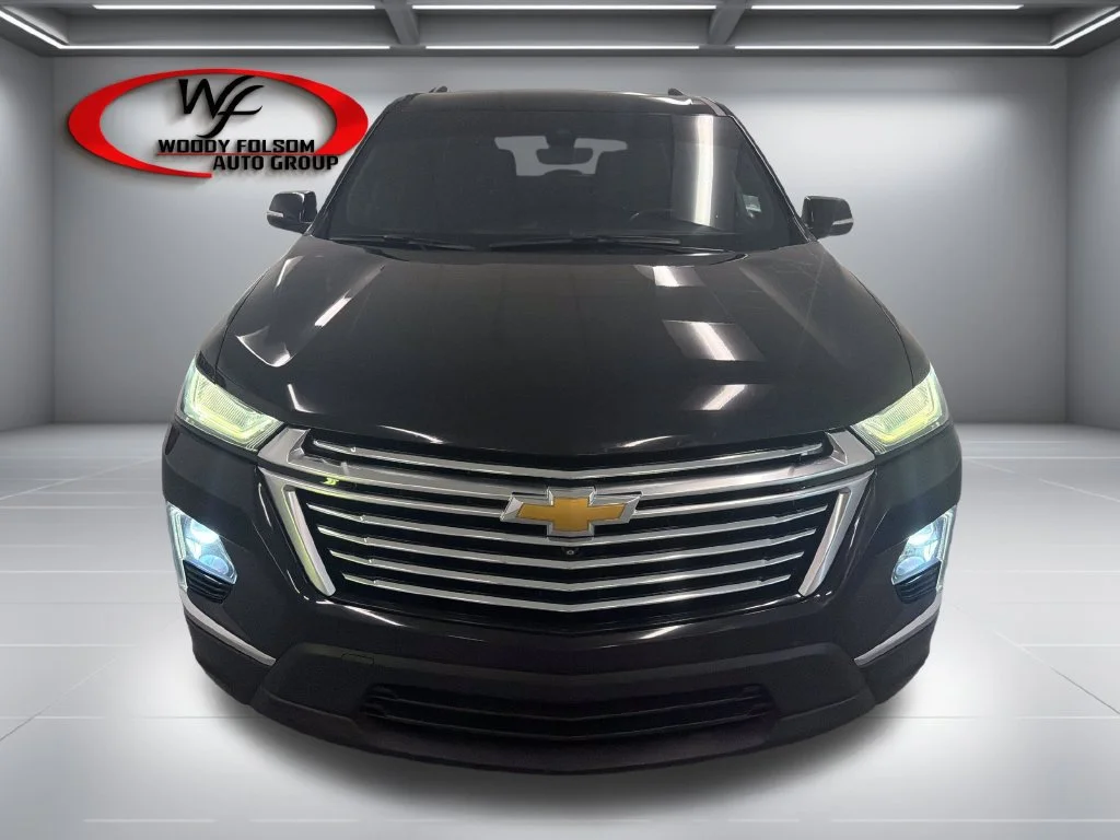 Used 2022 MOSAIC BLACK METALLIC Chevrolet Premier image 2