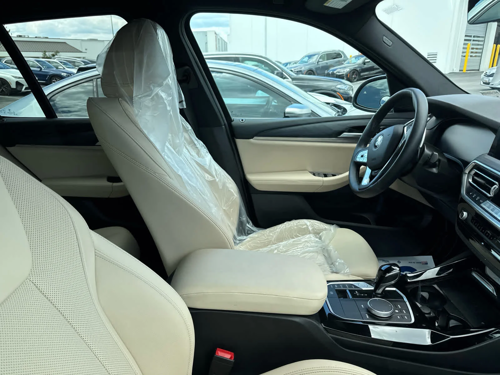 Used 2024 Phytonic Blue Metallic BMW xDrive30i image 14