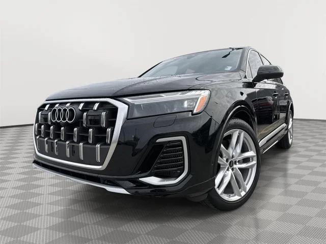 2025 Audi Q7 Premium Plus