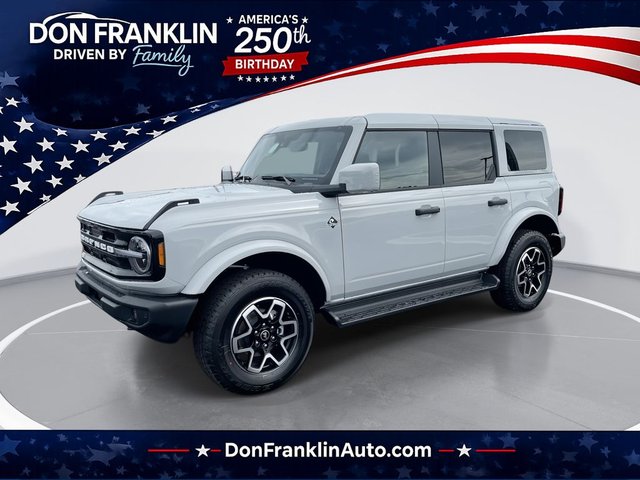 2026 Ford Bronco Outer Banks