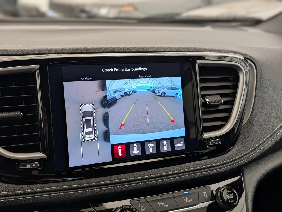 New 2027 White Chrysler Select - - AWD - 3.6L Pentastar V6 - Adaptive Cruise Control - Blind Spot Monitor & More! image 23