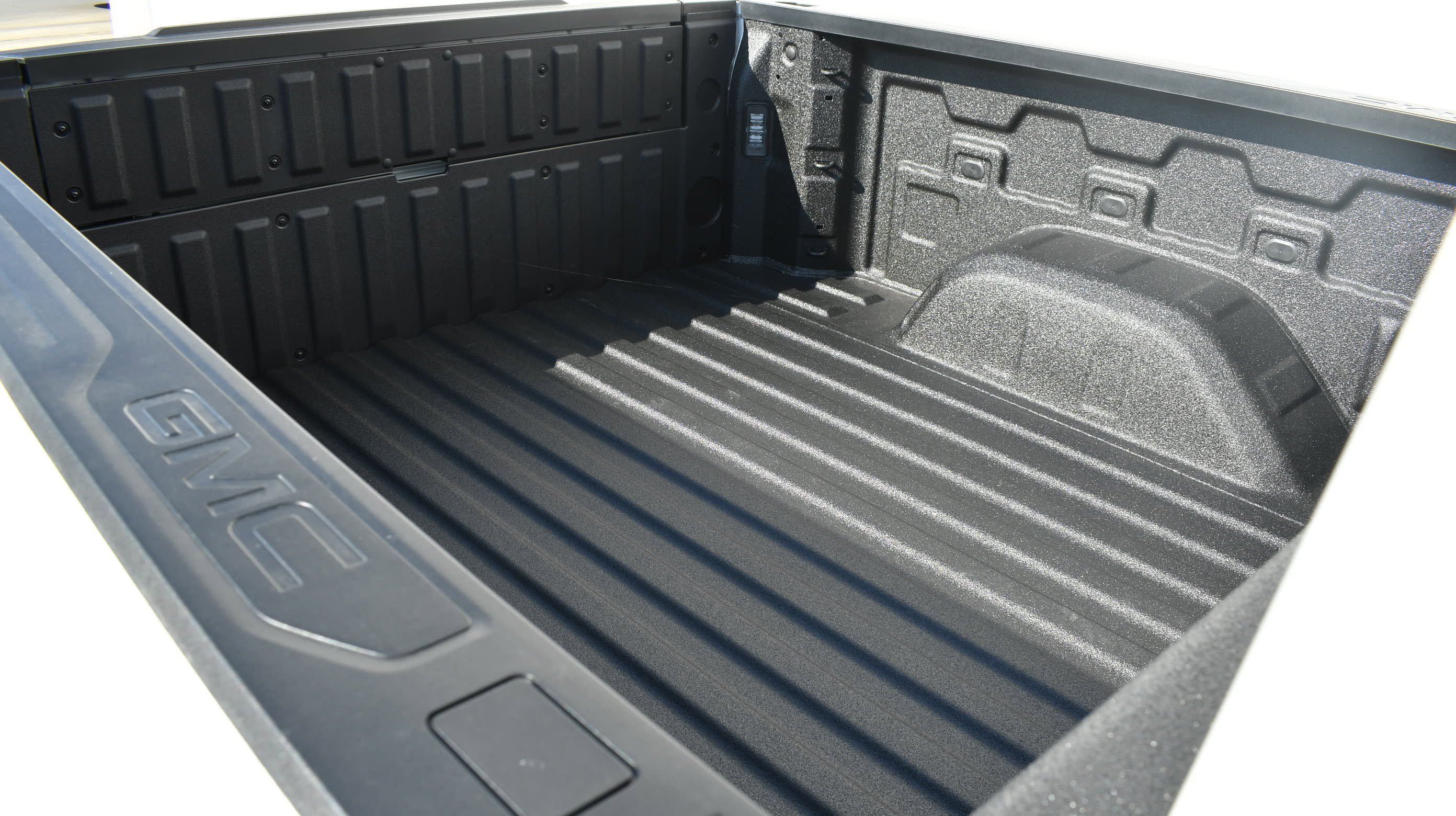 2026 GMC Sierra 1500 SLT - Photo 12