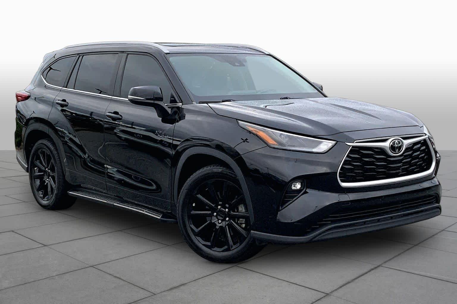 Pre-Owned 2023 Toyota Highlander XLE Sport Utility in Pensacola