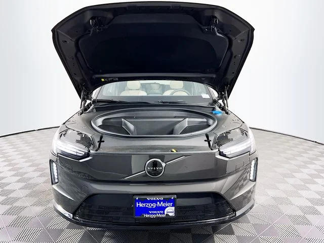 2025 Volvo EX90 Ultra - Photo 21