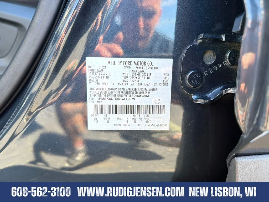 Used 2024 Blue Ford XLT image 29