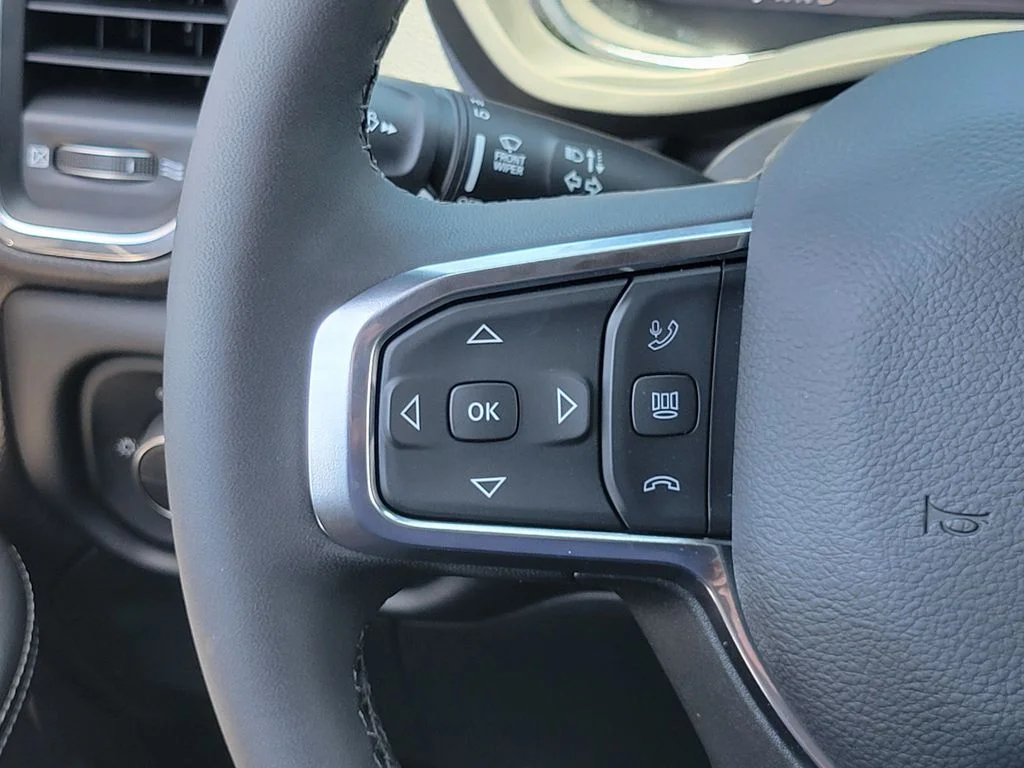 2026 Ram Ram 2500 Pickup photo 4