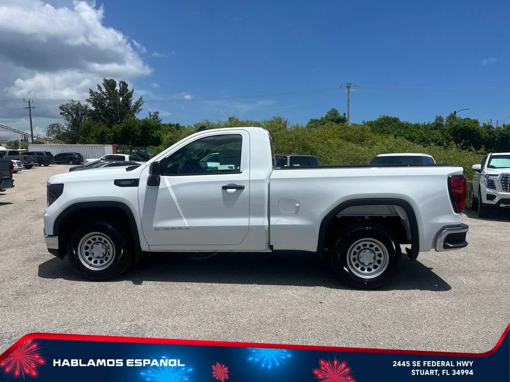 New 2026 Summit White GMC Pro image 4