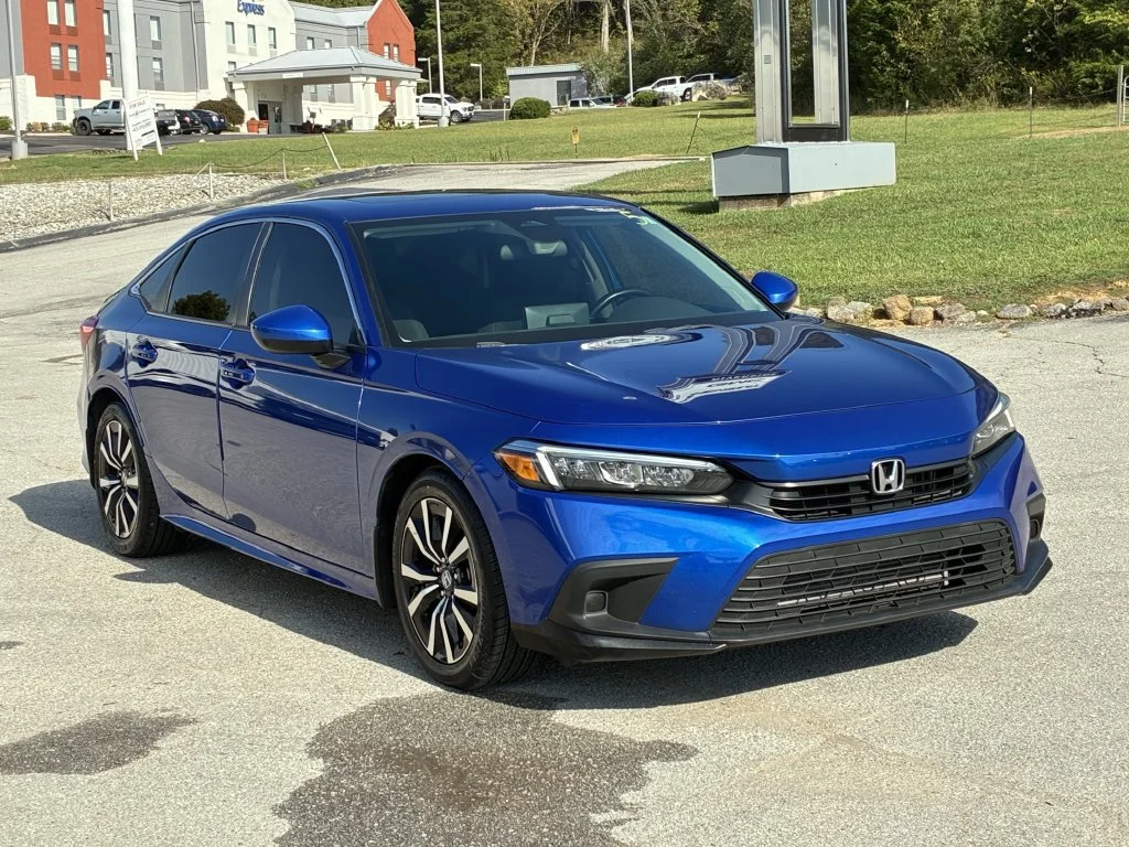 Used 2024 Blue Honda EX image 4