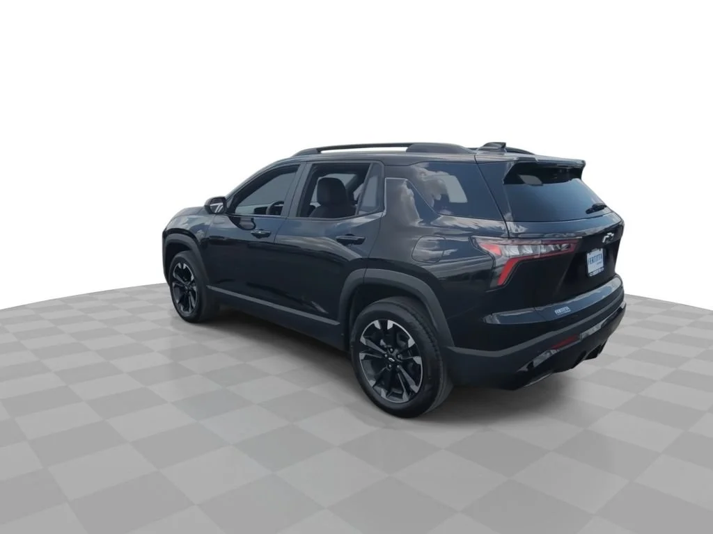 Used 2025 Mosaic Black Metallic Chevrolet RS image 6
