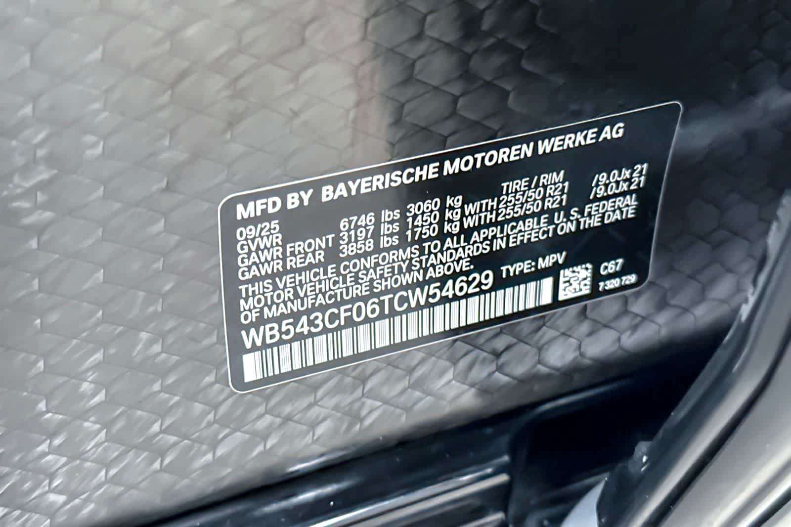 Used 2026 Space Silver Metallic BMW xDrive45 image 30
