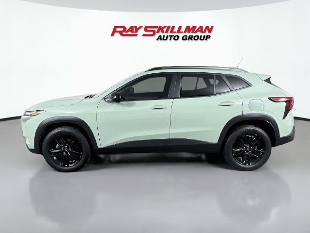 2025 Chevrolet Trax Activ - Photo 4