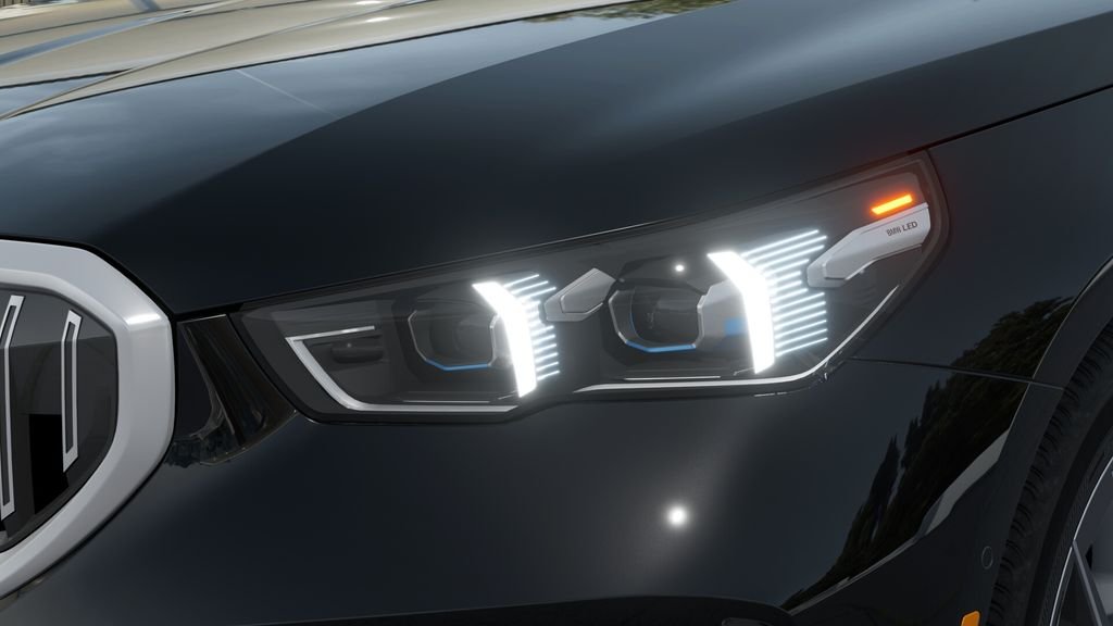 New 2027 Black Sapphire Metallic BMW 530i image 6
