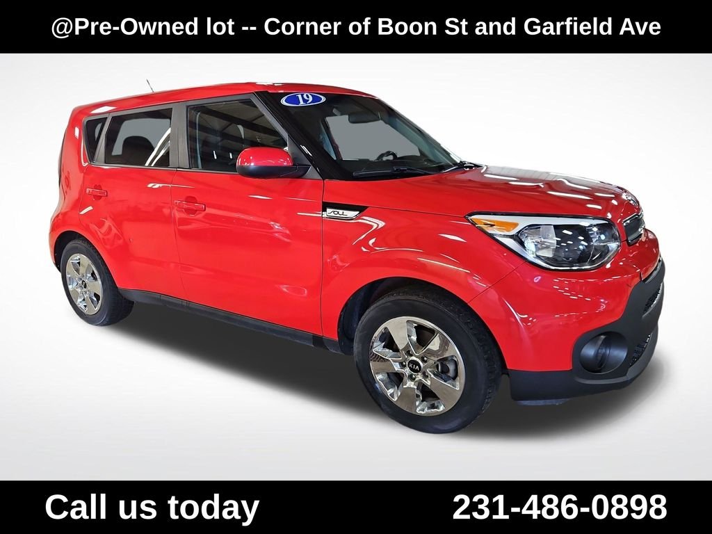 Used 2019 Red Kia Base image 7