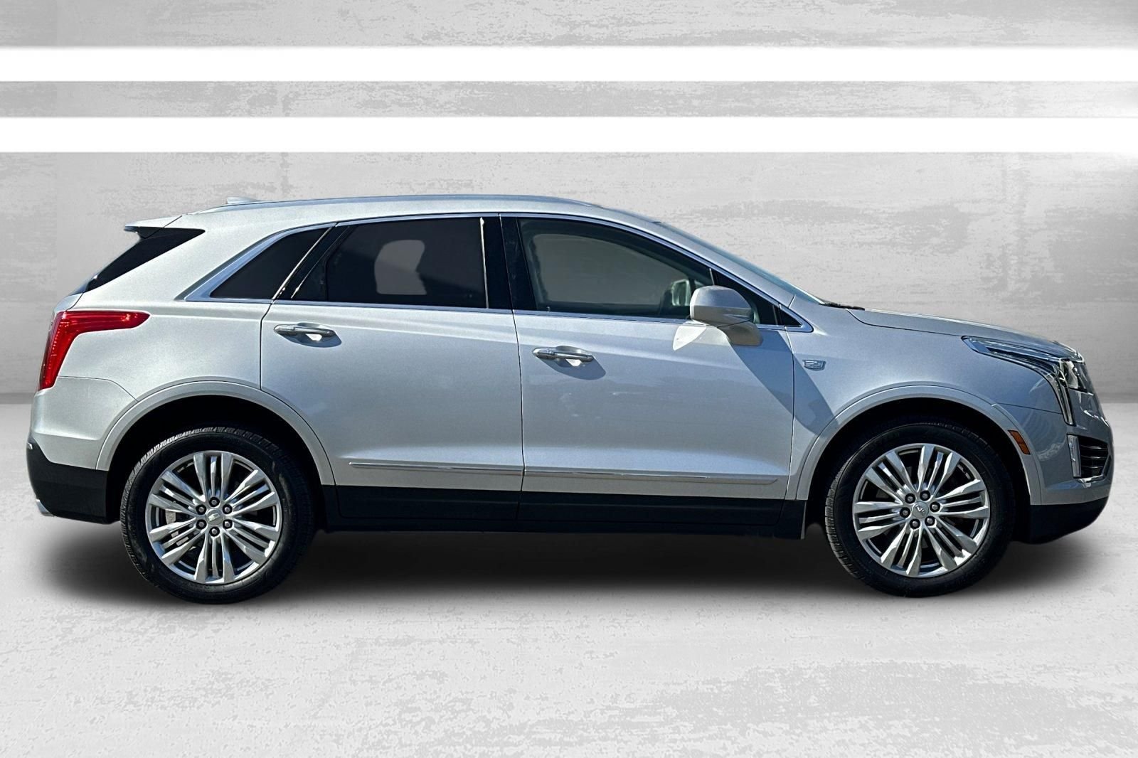 Used 2018 Silver Cadillac Premium Luxury image 3