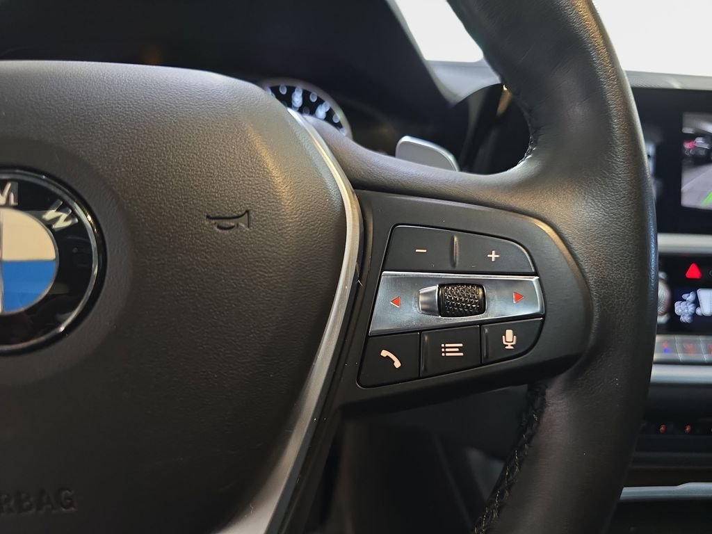 Used 2020 Jet Black BMW 330i image 21