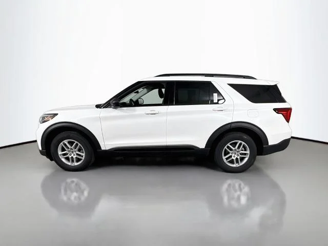 New 2026 Star White Metallic Tri-Coat Ford Active image 36