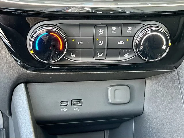 2026 Buick Encore GX Sport Touring - Photo 11